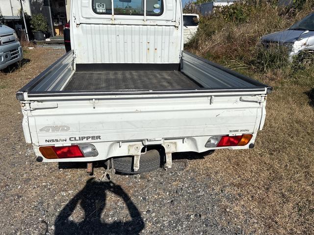 クリッパートラック ＤＸ　パワステ　エアコン　タイベル交換済み（8枚目）