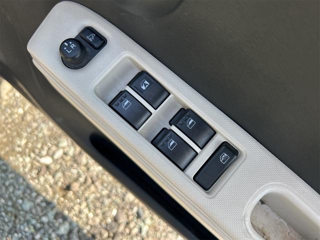 ミラココア ココアプラスX ETC ナビ TV スマートキー アイドリングストップ 電動格納ミラー ベンチシート CVT 盗難防止システム ABS CD USB ルーフレール 衝突安全ボディ エアコン パワーステアリング(10枚目)