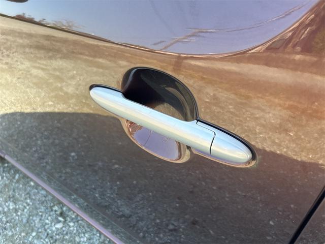 ミラココア ココアプラスX ETC ナビ TV スマートキー アイドリングストップ 電動格納ミラー ベンチシート CVT 盗難防止システム ABS CD USB ルーフレール 衝突安全ボディ エアコン パワーステアリング(27枚目)