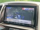 Ｓ　ナビ　ＴＶ　ＣＤ・ＤＶＤ　Ｂｌｕｅｔｏｏｔｈ　バックモニター　ＥＴＣ　両側パワースライドドア　社外アルミ　電動格納ミラー　プッシュスタート　スマートキー（22枚目）