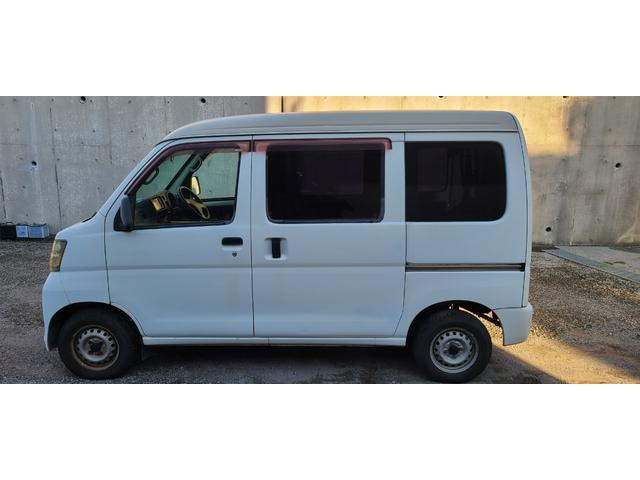 ハイゼットカーゴ ＤＸ　ＭＴ　両側スライドドア　エアコン　社外キーレス　運転席エアバッグ　助手席エアバッグ　ハイルーフ（5枚目）