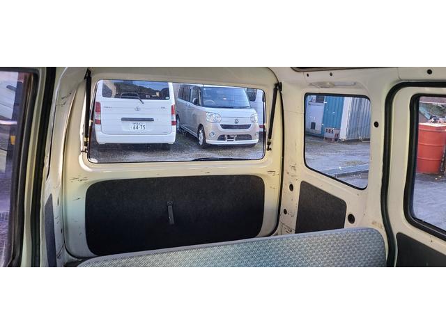 ハイゼットカーゴ ＤＸ　ＭＴ　両側スライドドア　エアコン　社外キーレス　運転席エアバッグ　助手席エアバッグ　ハイルーフ（19枚目）