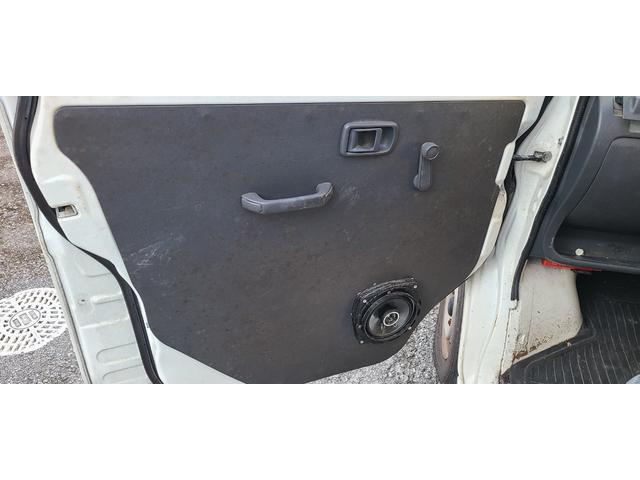ハイゼットカーゴ ＤＸ　ＭＴ　両側スライドドア　エアコン　社外キーレス　運転席エアバッグ　助手席エアバッグ　ハイルーフ（21枚目）