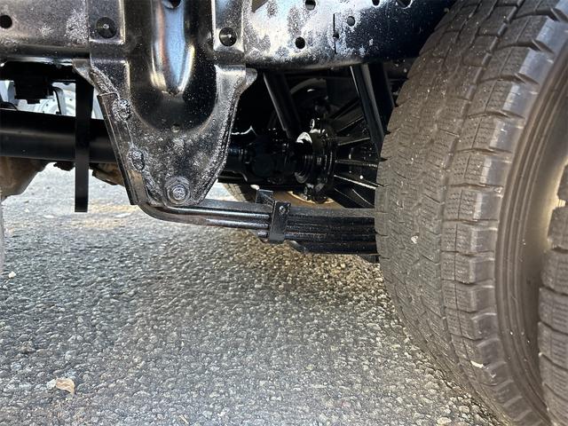 エルフトラック Ｗキャブ　パワーゲート付き　ＭＴ　後輪ダブル　ＥＴＣ　エアコン　パワーウィンドウ　運転席エアバッグ（30枚目）