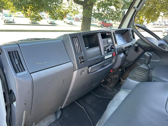 エルフトラック Ｗキャブ　パワーゲート付き　ＭＴ　後輪ダブル　ＥＴＣ　エアコン　パワーウィンドウ　運転席エアバッグ（49枚目）