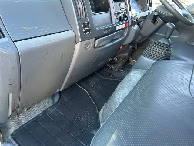 エルフトラック Ｗキャブ　パワーゲート付き　ＭＴ　後輪ダブル　ＥＴＣ　エアコン　パワーウィンドウ　運転席エアバッグ（51枚目）