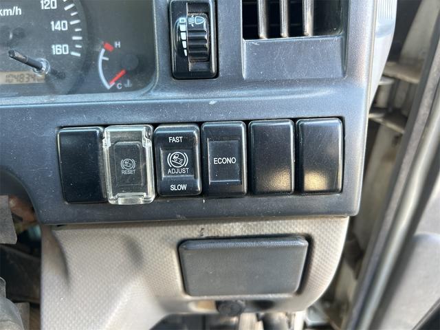 エルフトラック 　深ダンプ　ＭＴ　後輪ダブル　キーレスエントリー　ＥＳＣ（45枚目）