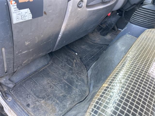 エルフトラック 　深ダンプ　ＭＴ　後輪ダブル　キーレスエントリー　ＥＳＣ（53枚目）