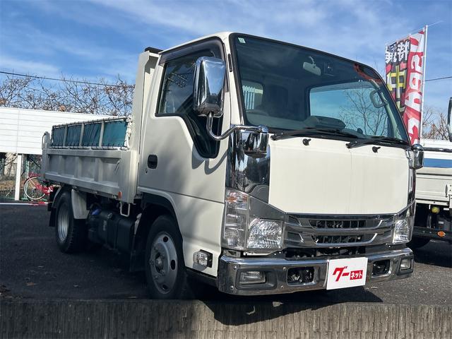 エルフトラック 　ＭＴ　後輪ダブル　レーンアシスト　ドライブレコーダー　ＥＴＣ　ナビ　ＴＶ　電動格納ミラー　エアコン　パワーウィンドウ（4枚目）