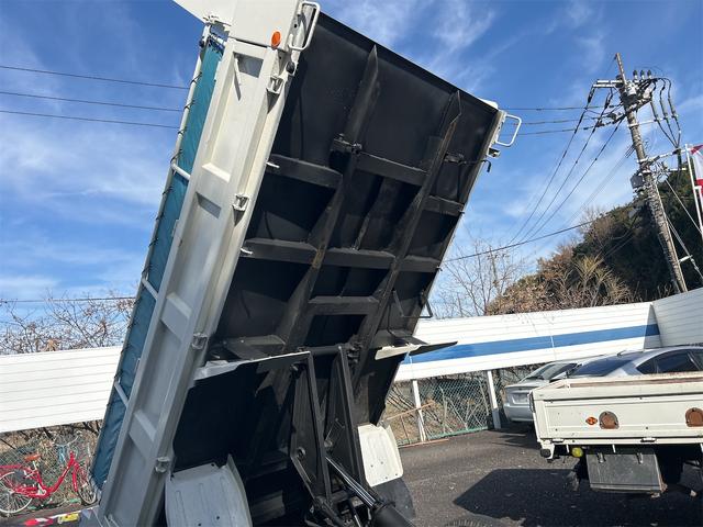 エルフトラック 　ＭＴ　後輪ダブル　レーンアシスト　ドライブレコーダー　ＥＴＣ　ナビ　ＴＶ　電動格納ミラー　エアコン　パワーウィンドウ（21枚目）