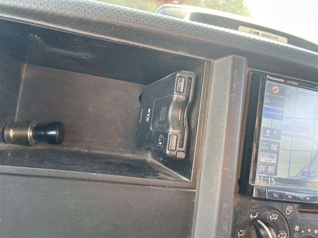 エルフトラック 　ＭＴ　後輪ダブル　レーンアシスト　ドライブレコーダー　ＥＴＣ　ナビ　ＴＶ　電動格納ミラー　エアコン　パワーウィンドウ（35枚目）