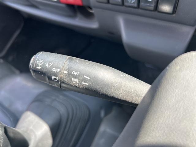 エルフトラック 　ＭＴ　後輪ダブル　レーンアシスト　ドライブレコーダー　ＥＴＣ　ナビ　ＴＶ　電動格納ミラー　エアコン　パワーウィンドウ（44枚目）