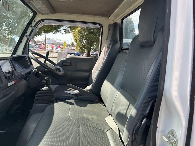 エルフトラック 　ＭＴ　後輪ダブル　レーンアシスト　ドライブレコーダー　ＥＴＣ　ナビ　ＴＶ　電動格納ミラー　エアコン　パワーウィンドウ（52枚目）