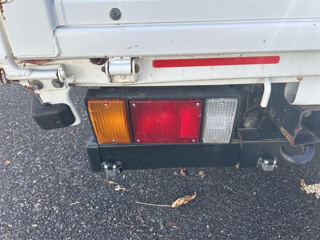 エルフトラック 　ＭＴ　後輪ダブル　ドライブレコーダー　ナビ　ＴＶ　アイドリングストップ　電動格納ミラー　ＥＳＣ　エアコン　パワーステアリング（15枚目）