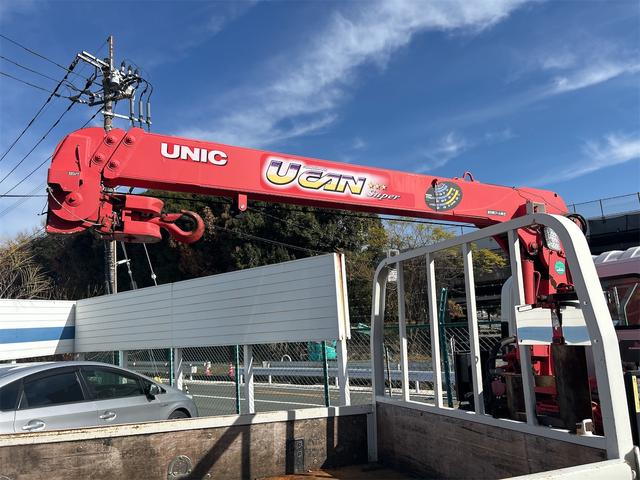 エルフトラック 　ＭＴ　後輪ダブル　ドライブレコーダー　ナビ　ＴＶ　アイドリングストップ　電動格納ミラー　ＥＳＣ　エアコン　パワーステアリング（20枚目）