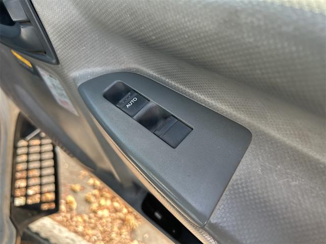 エルフトラック 　ＭＴ　後輪ダブル　ドライブレコーダー　ナビ　ＴＶ　アイドリングストップ　電動格納ミラー　ＥＳＣ　エアコン　パワーステアリング（58枚目）