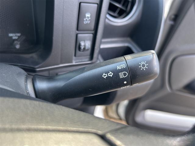 �I�[�g���C�g�́A�t���Y�������Y���h�����Ƃ��ł��܂��B�������H�Ȃǂ̃g���l���Ȃǂɂ��𗧂��܂��B