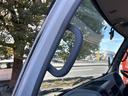　フルジャストロー　トラック　ＭＴ　後輪ダブル　エアコン　パワーステアリング　パワーウィンドウ　運転席エアバッグ（49枚目）