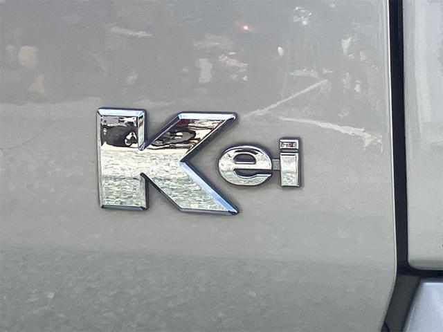 Ｋｅｉ Ａ　キーレスエントリー　電動格納ミラー　ＡＴ　ＣＤ　衝突安全ボディ　エアコン　パワーステアリング　パワーウィンドウ（19枚目）