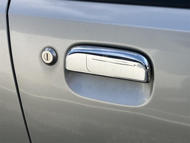 Ｋｅｉ Ａ　キーレスエントリー　電動格納ミラー　ＡＴ　ＣＤ　衝突安全ボディ　エアコン　パワーステアリング　パワーウィンドウ（28枚目）