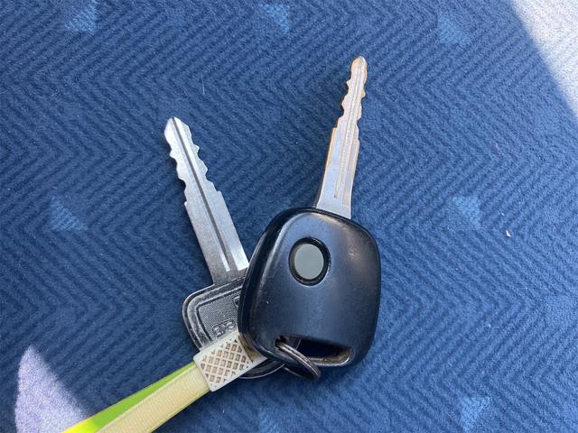 Ｋｅｉ Ａ　キーレスエントリー　電動格納ミラー　ＡＴ　ＣＤ　衝突安全ボディ　エアコン　パワーステアリング　パワーウィンドウ（39枚目）