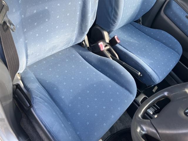 Ｋｅｉ Ａ　キーレスエントリー　電動格納ミラー　ＡＴ　ＣＤ　衝突安全ボディ　エアコン　パワーステアリング　パワーウィンドウ（42枚目）