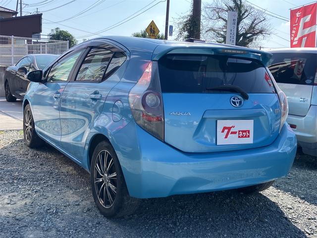 アクア Ｓ　ＥＴＣ　ナビ　アルミホイール　オートライト　スマートキー　電動格納ミラー　ＣＶＴ　衝突安全ボディ　ＡＢＳ　ＥＳＣ　Ｂｌｕｅｔｏｏｔｈ　エアコン　パワーステアリング　パワーウィンドウ　ＢＴ交換済（16枚目）