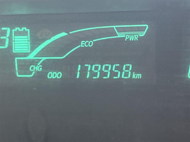 アクア Ｓ　ＥＴＣ　ナビ　アルミホイール　オートライト　スマートキー　電動格納ミラー　ＣＶＴ　衝突安全ボディ　ＡＢＳ　ＥＳＣ　Ｂｌｕｅｔｏｏｔｈ　エアコン　パワーステアリング　パワーウィンドウ　ＢＴ交換済（22枚目）