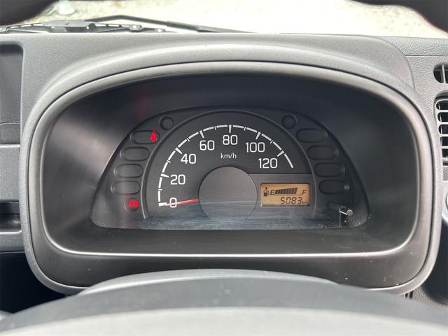 ＮＴ１００クリッパートラック 　ＭＴ　エアコン　運転席エアバッグ　助手席エアバッグ　あおりプロテクター　ゴムマット　サイドバイザー　荷台マット（38枚目）