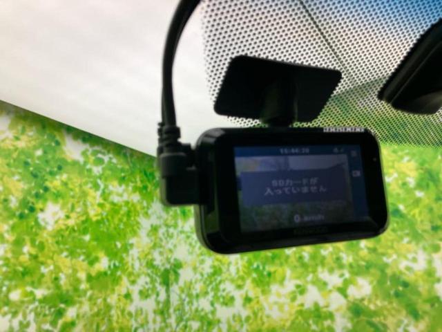 ＣＲ－Ｚ アルファ　新品タイヤ／純正　ＨＤＤナビ／ドライブレコーダー　前後／ヘッドランプ　ＨＩＤ／ＥＴＣ／ＥＢＤ付ＡＢＳ／横滑り防止装置／アイドリングストップ／エアバッグ　運転席／エアバッグ　助手席　ドラレコ（32枚目）