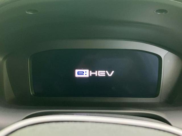 ＺＲ－Ｖ ４ＷＤ　ｅＨＥＶ　Ｘ　保証書／純正　１１インチ　ＳＤナビ／ホンダセンシング／シートヒーター／車線逸脱防止支援システム／シート　ハーフレザー／電動バックドア／ヘッドランプ　ＬＥＤ／ＥＴＣ／ＥＢＤ付ＡＢＳ／横滑り防止装置（41枚目）
