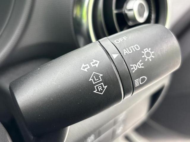 ロードスター Ｓレザーパッケージ　ＢＯＳＥ／保証書／純正　ＳＤナビ／シートヒーター／車線逸脱防止支援システム／シート　フルレザー／ヘッドランプ　ＬＥＤ／ＥＴＣ／ＥＢＤ付ＡＢＳ／横滑り防止装置／フルセグＴＶ／ＤＶＤ　革シート　ＤＶＤ再生（14枚目）