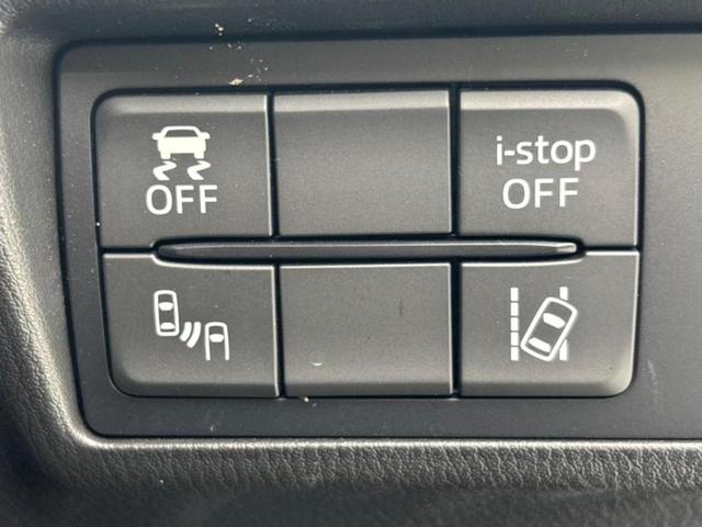 ロードスター Ｓレザーパッケージ　ＢＯＳＥ／保証書／純正　ＳＤナビ／シートヒーター／車線逸脱防止支援システム／シート　フルレザー／ヘッドランプ　ＬＥＤ／ＥＴＣ／ＥＢＤ付ＡＢＳ／横滑り防止装置／フルセグＴＶ／ＤＶＤ　革シート　ＤＶＤ再生（18枚目）