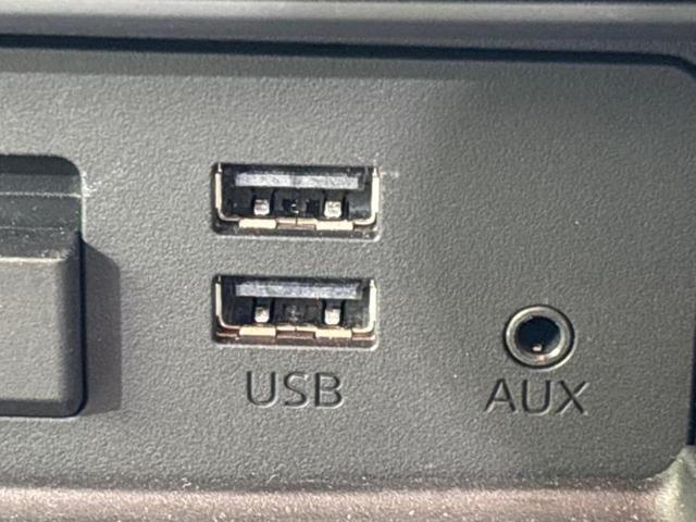 ロードスター Ｓレザーパッケージ　ＢＯＳＥ／保証書／純正　ＳＤナビ／シートヒーター／車線逸脱防止支援システム／シート　フルレザー／ヘッドランプ　ＬＥＤ／ＥＴＣ／ＥＢＤ付ＡＢＳ／横滑り防止装置／フルセグＴＶ／ＤＶＤ　革シート　ＤＶＤ再生（20枚目）