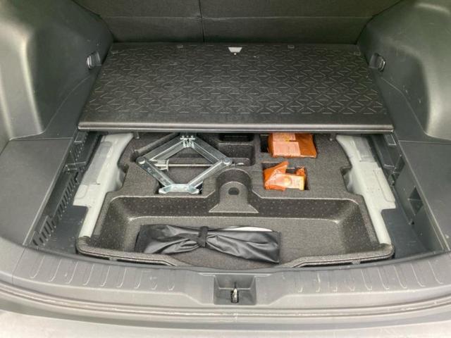 ＲＡＶ４ ４ＷＤアドベンチャー　新品タイヤ／保証書／純正　９インチ　ＳＤナビ／衝突安全装置／車線逸脱防止支援システム／シート　合皮／ヘッドランプ　ＬＥＤ／Ｂｌｕｅｔｏｏｔｈ接続／ＥＴＣ／ＥＢＤ付ＡＢＳ／横滑り防止装置　バックカメラ（24枚目）