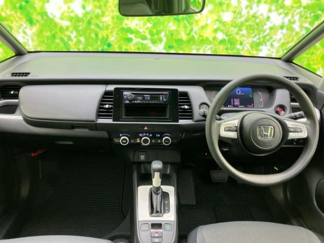 フィット ｅＨＥＶベーシック　衝突安全装置／車線逸脱防止支援システム／ヘッドランプ　ＬＥＤ／ＥＴＣ／ＥＢＤ付ＡＢＳ／横滑り防止装置／アイドリングストップ／クルーズコントロール／禁煙車／エアバッグ　運転席／エアバッグ　助手席（20枚目）