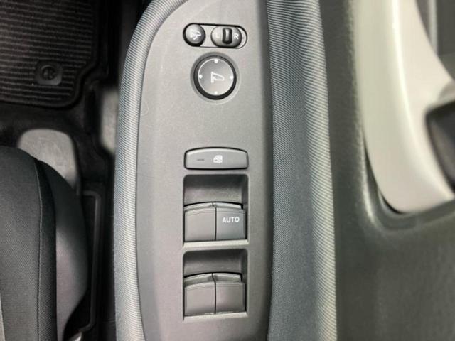 フィット ｅＨＥＶベーシック　衝突安全装置／車線逸脱防止支援システム／ヘッドランプ　ＬＥＤ／ＥＴＣ／ＥＢＤ付ＡＢＳ／横滑り防止装置／アイドリングストップ／クルーズコントロール／禁煙車／エアバッグ　運転席／エアバッグ　助手席（33枚目）