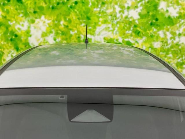 フィット ｅＨＥＶベーシック　衝突安全装置／車線逸脱防止支援システム／ヘッドランプ　ＬＥＤ／ＥＴＣ／ＥＢＤ付ＡＢＳ／横滑り防止装置／アイドリングストップ／クルーズコントロール／禁煙車／エアバッグ　運転席／エアバッグ　助手席（43枚目）