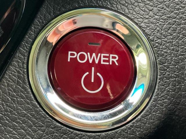 国産車から輸入車まで多様なお客様のニーズのお応えできるように、全国規模で豊富な在庫展開！車のことならＷＥＣＡＲＳへ！