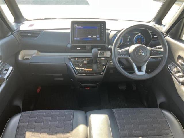 デリカミニ 4WD Tプレミアム 新品タイヤ/保証書/純正 9インチ SDナビ/デジタルインナーミラー/衝突安全装置/両側電動スライドドア/シートヒーター/全方位モニター/車線逸脱防止支援システム/シート ハーフレザー 全周囲カメラ(4枚目)