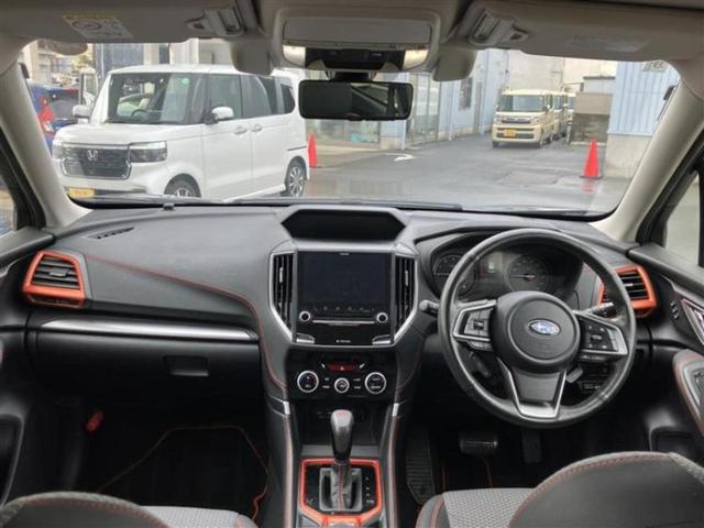 「この車の写真をもっと見たい」「状態が気になる」「この装備はついている？」どんな小さな疑問でもお気軽にお問い合わせください！