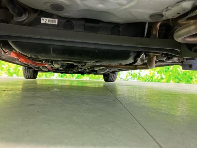 アクア Ｇ　新品タイヤ／保証書／純正　ＳＤナビ／衝突安全装置／車線逸脱防止支援システム／ＥＢＤ付ＡＢＳ／横滑り防止装置／アイドリングストップ／クルーズコントロール／バックモニター／フルセグＴＶ／ＤＶＤ　ＤＶＤ再生（44枚目）