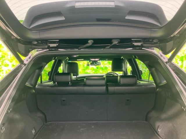 ハリアー プレミアム　新品タイヤ／純正エアロ／保証書／純正　９インチ　ＳＤナビ／車線逸脱防止支援システム／シート　合皮／電動バックドア／ドライブレコーダー　社外／ヘッドランプ　ＬＥＤ／Ｂｌｕｅｔｏｏｔｈ接続／ＥＴＣ　記録簿（8枚目）