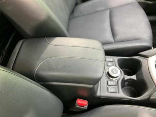 エクストレイル ４ＷＤ２０Ｘｉ　新品タイヤ／保証書／純正　９インチ　ＳＤナビ／インテリジェントルームミラー／衝突安全装置／車線逸脱防止支援システム／電動バックドア／ヘッドランプ　ＬＥＤ／ＥＴＣ／ＥＢＤ付ＡＢＳ／横滑り防止装置　４ＷＤ（34枚目）