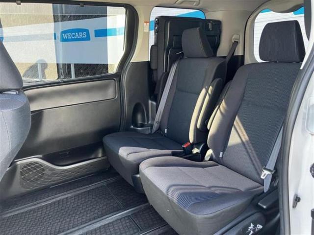 ノア X 新品タイヤ/保証書/純正 SDナビ/電動スライドドア/ヘッドランプ HID/Bluetooth接続/ETC/EBD付ABS/横滑り防止装置/アイドリングストップ/バックモニター/フルセグTV(7枚目)