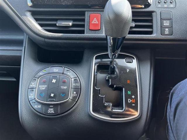 ノア X 新品タイヤ/保証書/純正 SDナビ/電動スライドドア/ヘッドランプ HID/Bluetooth接続/ETC/EBD付ABS/横滑り防止装置/アイドリングストップ/バックモニター/フルセグTV(12枚目)