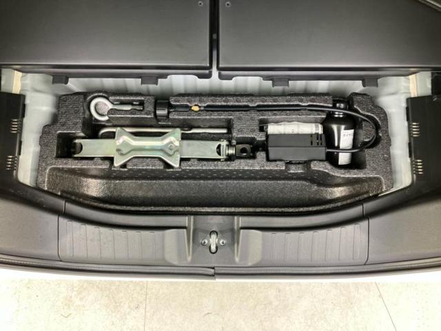 N-BOXカスタム G・Lターボホンダセンシング 保証書/社外 SDナビ/衝突安全装置/両側電動スライドドア/車線逸脱防止支援システム/シート 合皮/ヘッドランプ LED/USBジャック/Bluetooth接続/ETC/EBD付ABS バックカメラ(25枚目)