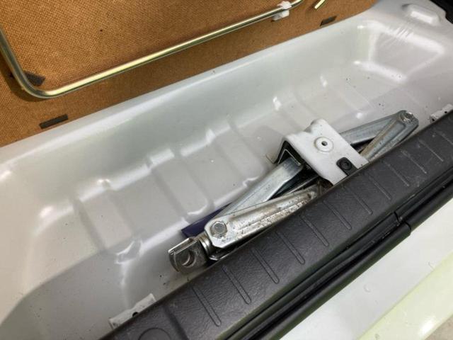 ジムニー ４ＷＤクロスアドベンチャー　保証書／シートヒーター／シート　ハーフレザー／ドライブレコーダー　社外／ＥＴＣ／ＡＢＳ／ターボ／エアバッグ　運転席／エアバッグ　助手席／アルミホイール　純正　１６インチ／パワーウインドウ　４ＷＤ（22枚目）