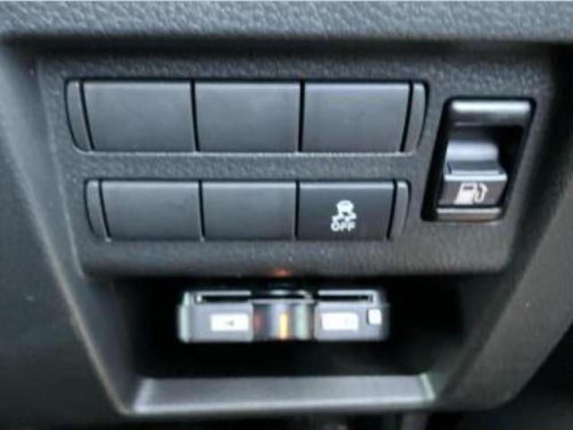 キャラバン グランドプレミアムＧＸロング　新品タイヤ／保証書／社外　１０インチ　ＳＤナビ／インテリジェントルームミラー／衝突安全装置／アラウンドビューモニター／車線逸脱防止支援システム／シート　ハーフレザー／ドライブレコーダー　社外　ドラレコ（17枚目）