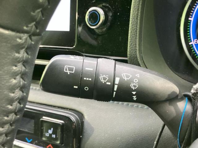 ヴォクシー ハイブリッドＳ－Ｚ　新品タイヤ／保証書／ディスプレイオーディオ＋ナビ１０インチ／トヨタセーフティセンス／両側電動スライドドア／シートヒーター／車線逸脱防止支援システム／シート　ハーフレザー　衝突被害軽減システム　ドラレコ（12枚目）